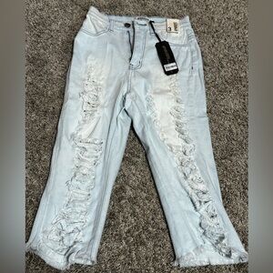 Aphrodite Bermuda shorts